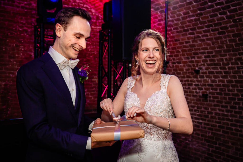 bruidspaar cadeau fort bij vechten